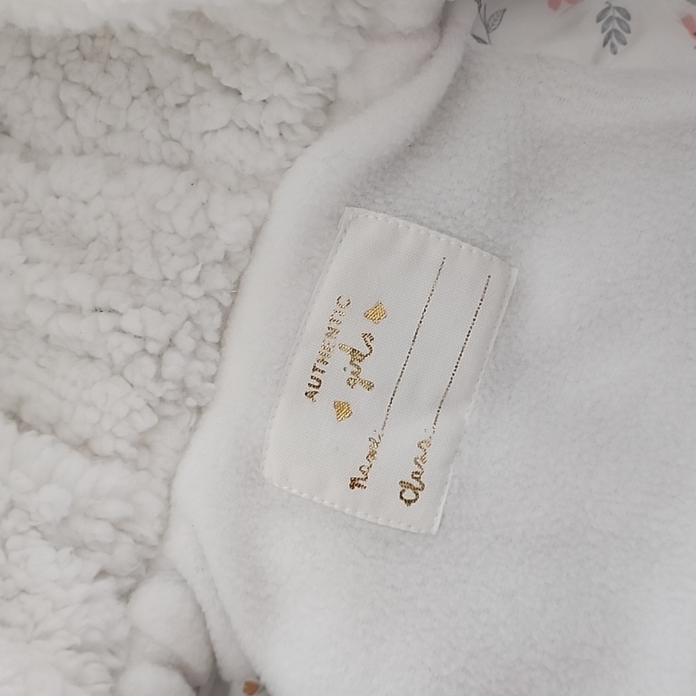 Mothercare Hooded Floral Puffer Baby Vest 1-3 Months - Picture 6 of 7